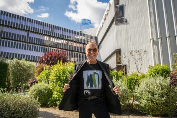 Global fashion brand Michael Kors contributes US$2.7 million to the UN World Food Programme to expand Sri Lanka’s school meals initiative, benefiting 250,000 children, 1,500 farmers, and 30 schools with sustainable, locally sourced nutrition.